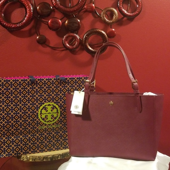 Tory Burch Handbags - GENUINE TORY BURCH TOTE